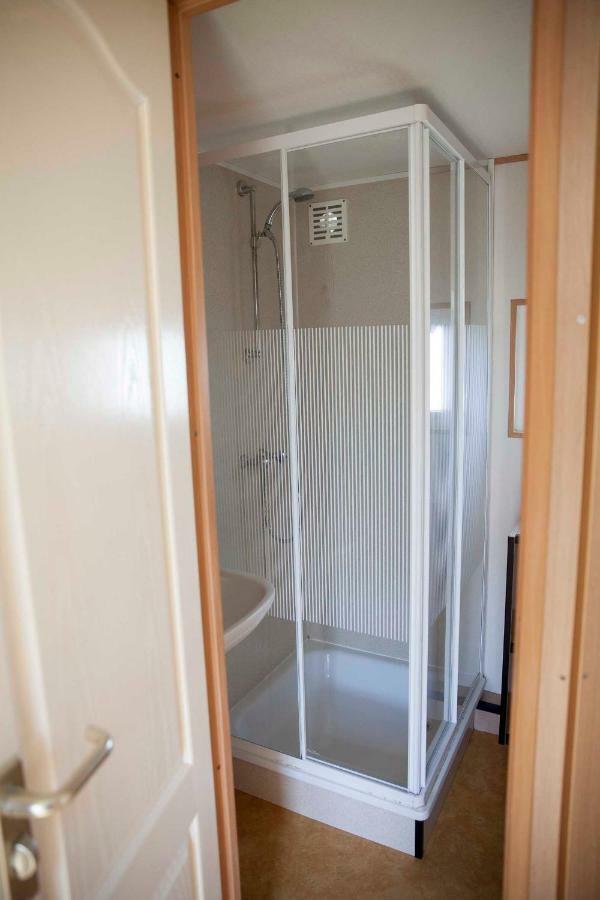 Zeezand Recreatie Cozy Chalets Stolpen Экстерьер фото